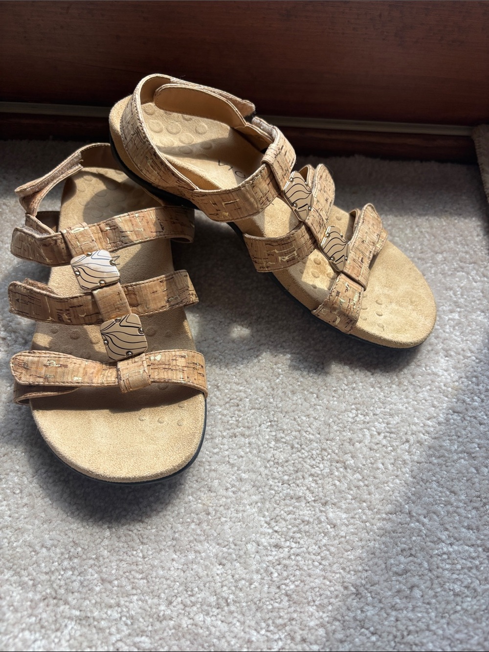 Vionic Cork-Textured Tan Strappy Comfort Sandals